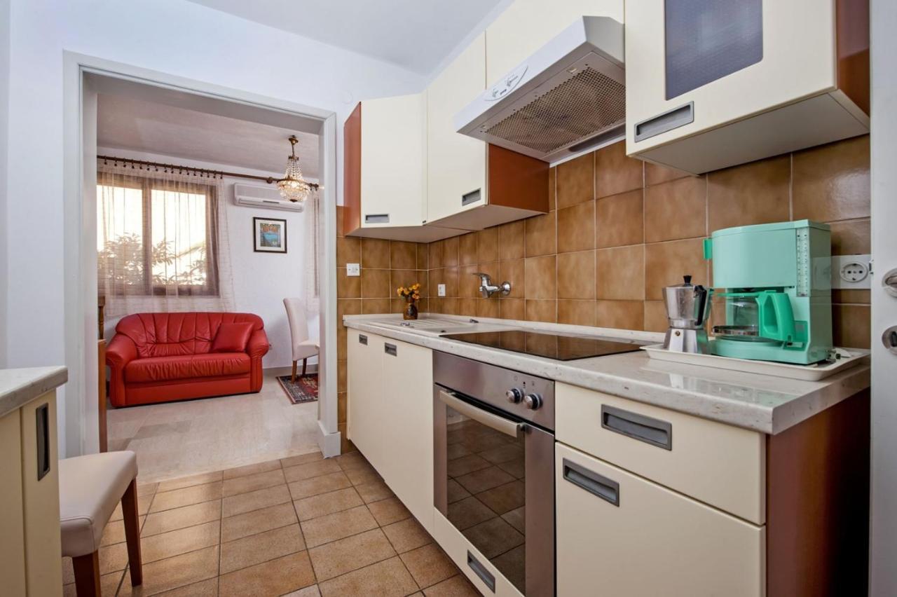 Apartments Pino โรวีน ภายนอก รูปภาพ