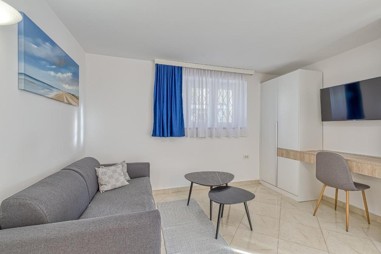 Apartments Pino โรวีน ภายนอก รูปภาพ