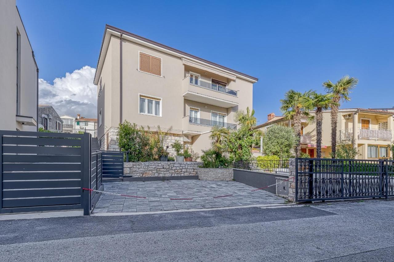 Apartments Pino โรวีน ภายนอก รูปภาพ