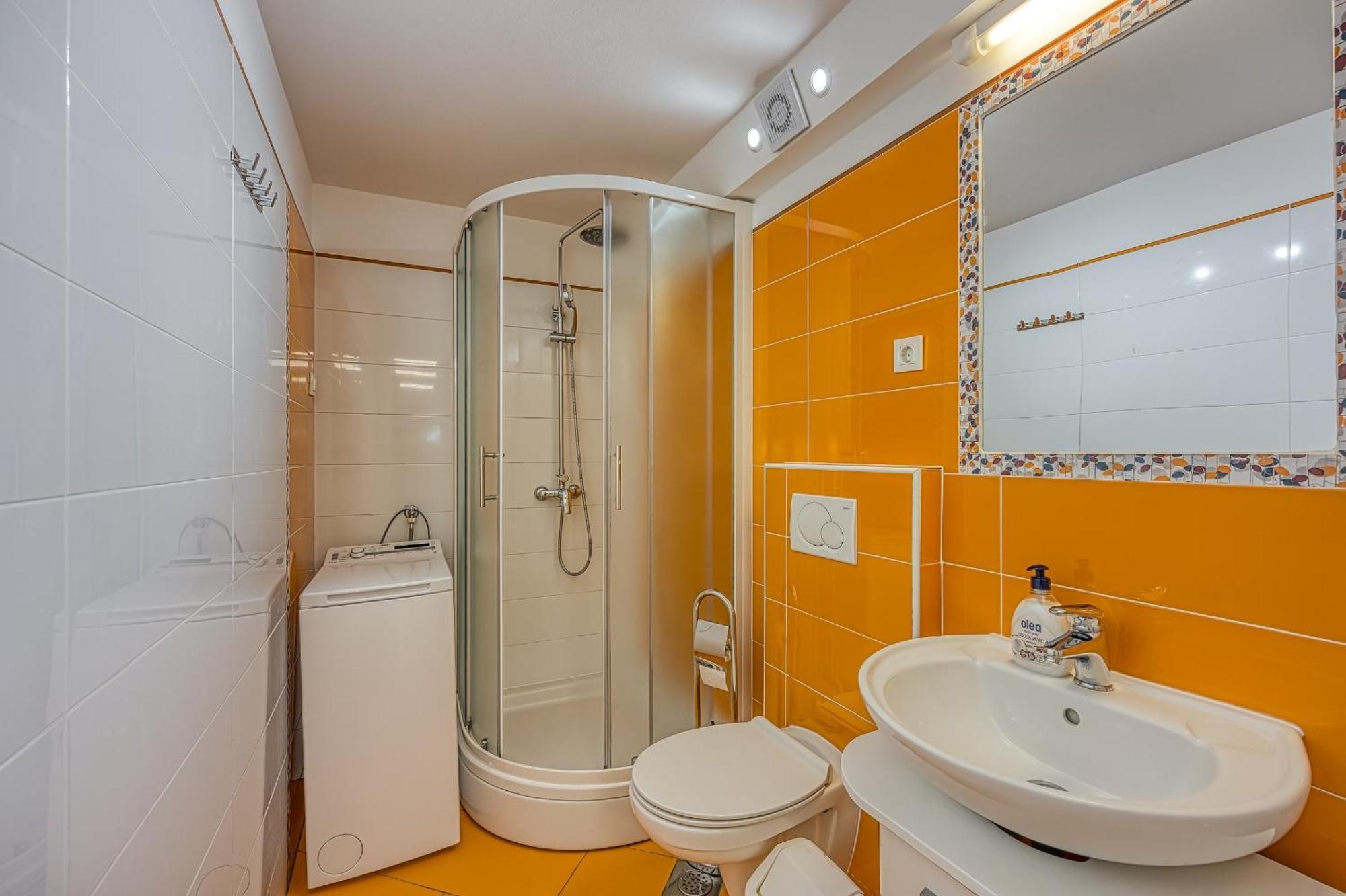 Apartments Pino โรวีน ภายนอก รูปภาพ